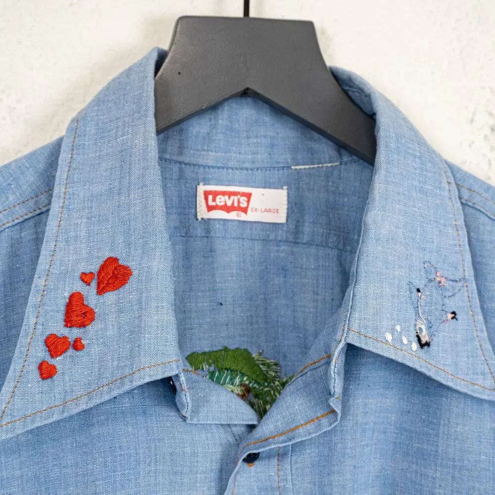 Vintage 70s Levi's Orange tab Embroidered Chambray Shirt blue sz XL